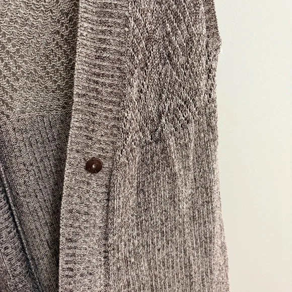 Chico’s Cozy Open-Front Cardigan Vest - Brown Womens size 2 - Picture 3 of 5
